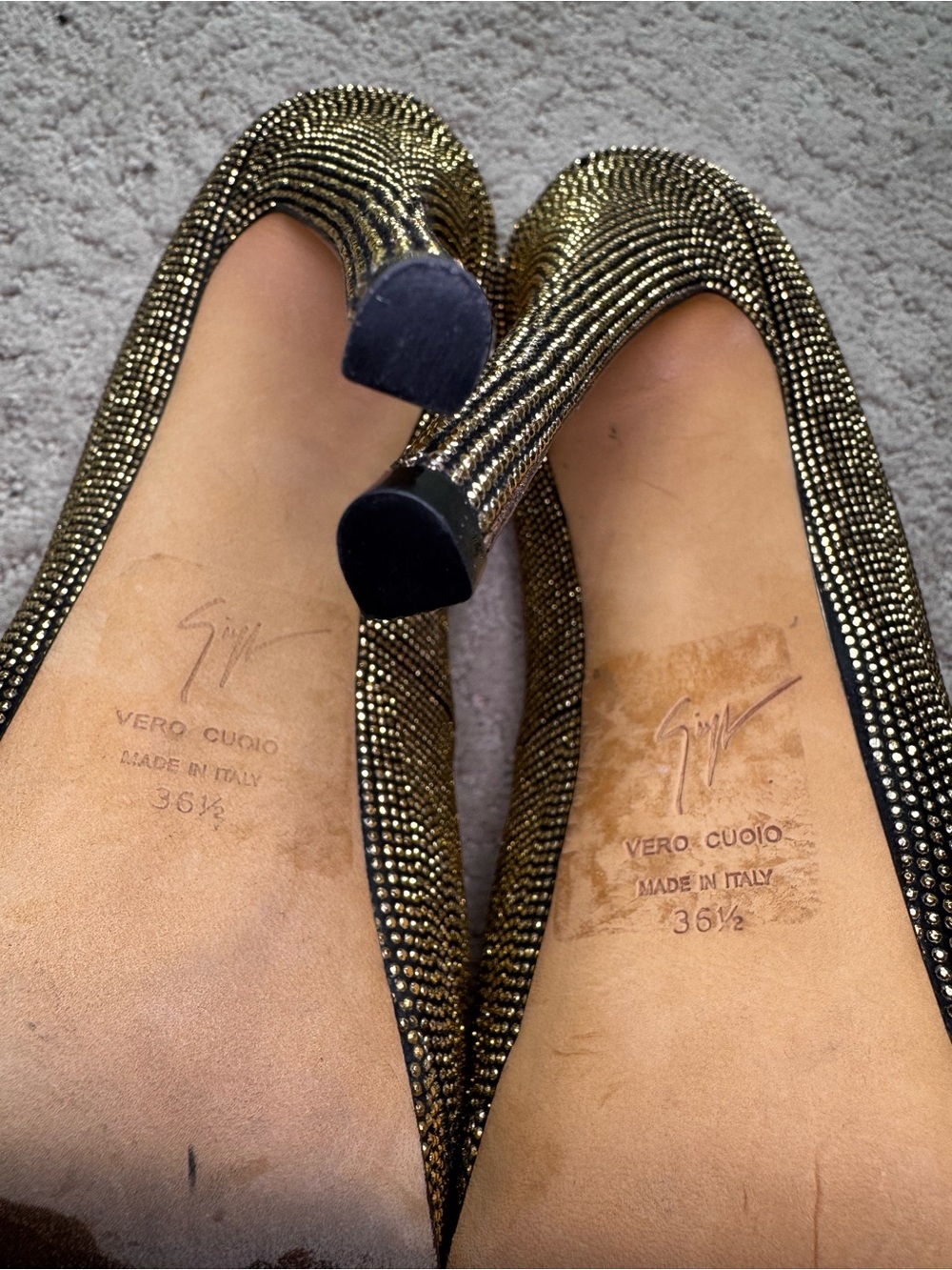 Giuseppe Zanotti Gold Studded Suede Embellished Peep Toe Platform Pumps - Picture 6 of 10